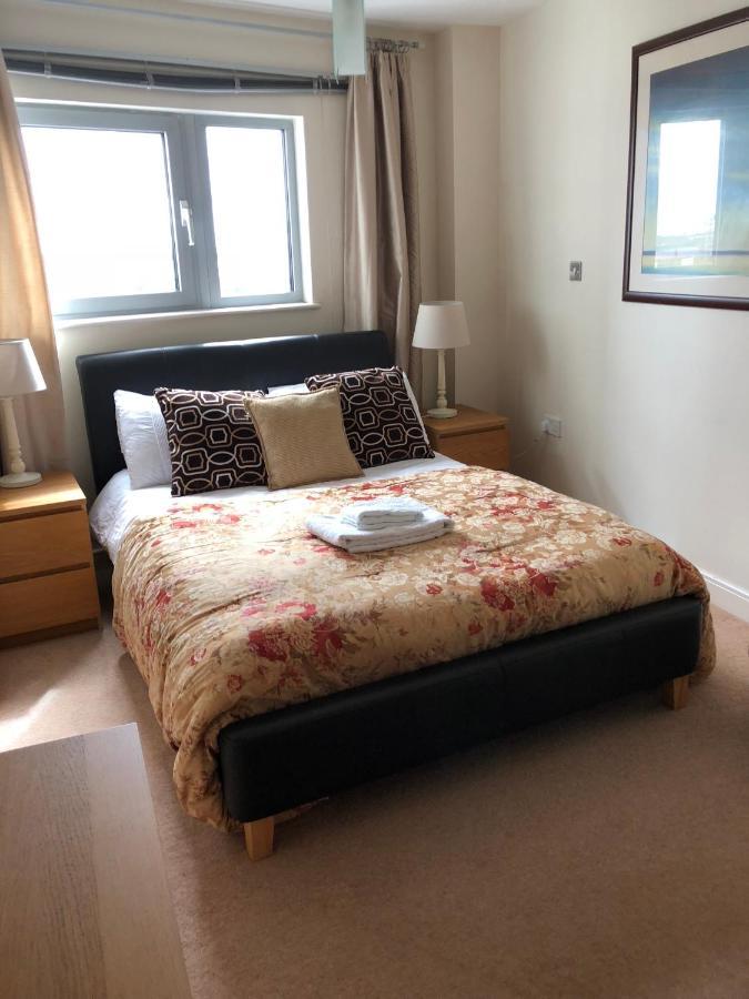 Sky Night Serviced Apartments Cardiff Buitenkant foto