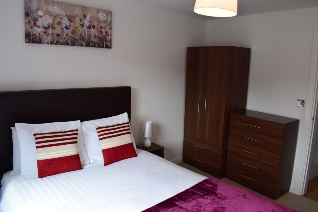 Sky Night Serviced Apartments Cardiff Buitenkant foto